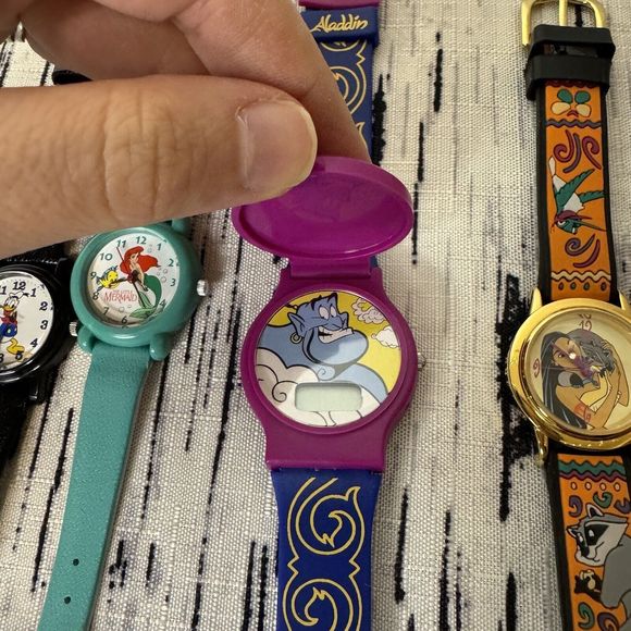 Lot Of 7 Disney Store Watches Vintage Untested Donald Duck Pocahontas Snow White - Picture 4 of 9